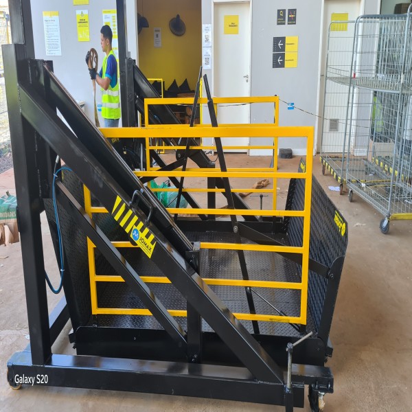 Niveladora de Doca Móvel??